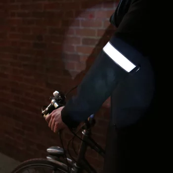 Eclairage clignotant pour casque Oxiturn starter lumière vélo +