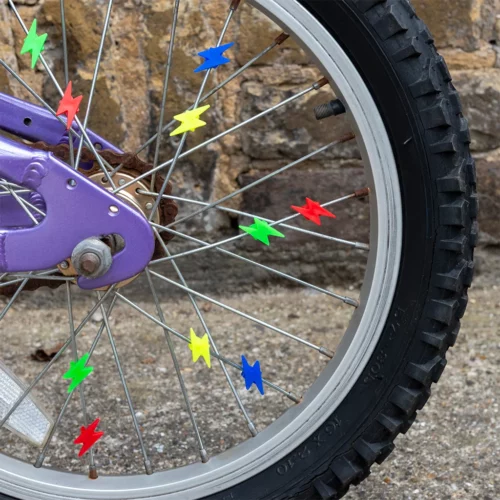 Éclairs pour rayons de vélo – lot de 12 — en situation